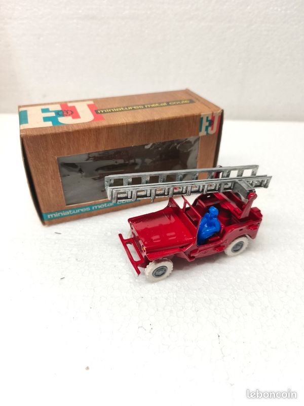 RARE no copy Berliet GAK Pompiers FEUX DE FORETS JRD avec boite d