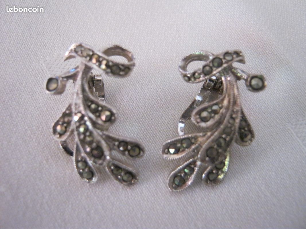 Boucles D'oreilles Clips Vintage Semi-coquille - Couleur Argent Et Or - Modèle 5081 - Occasion