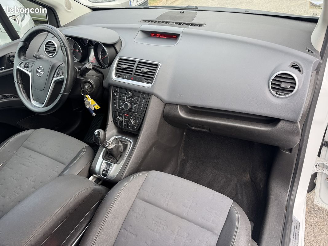 Opel MERIVA 1.7 CDTI110 FAP COSMO (image 4)