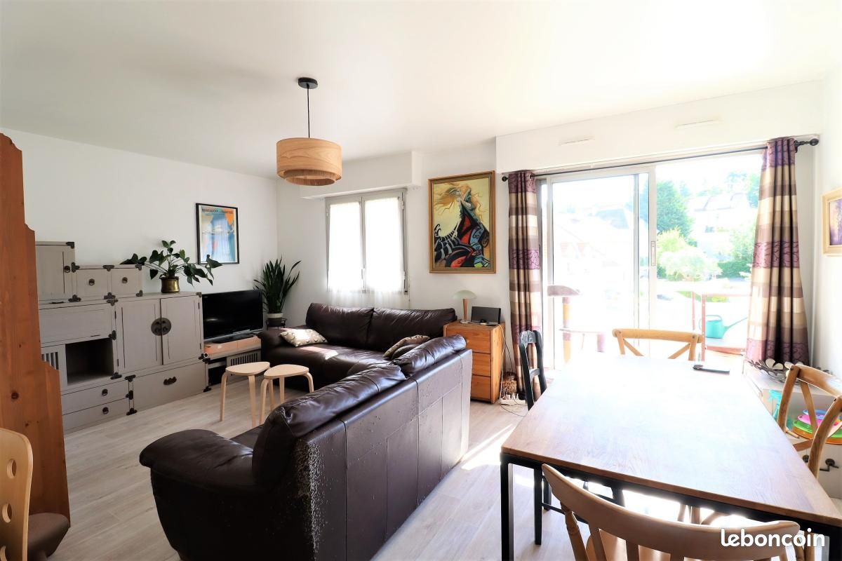 Appartement 3 pièces 76 m² · à Viroflay · 76 m² · 1 817 €