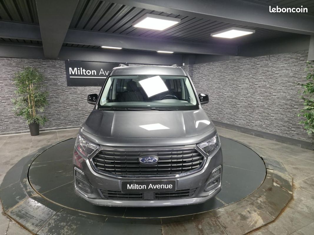 FORD TRANSIT CONNECT/TOURNEO CONNECT Tourneo Connect 2.0 EcoBlue - 102- 7pl Titanium (image 9)