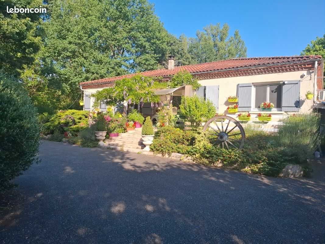 Maison 5 pièces 145 m² · à Bajamont · 145 m² · 292 000 €