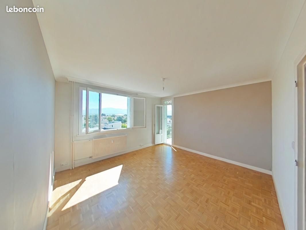 Appartement 3 pièces 61 m² · à Romans-sur-Isère · 61 m² · 650 €/mois