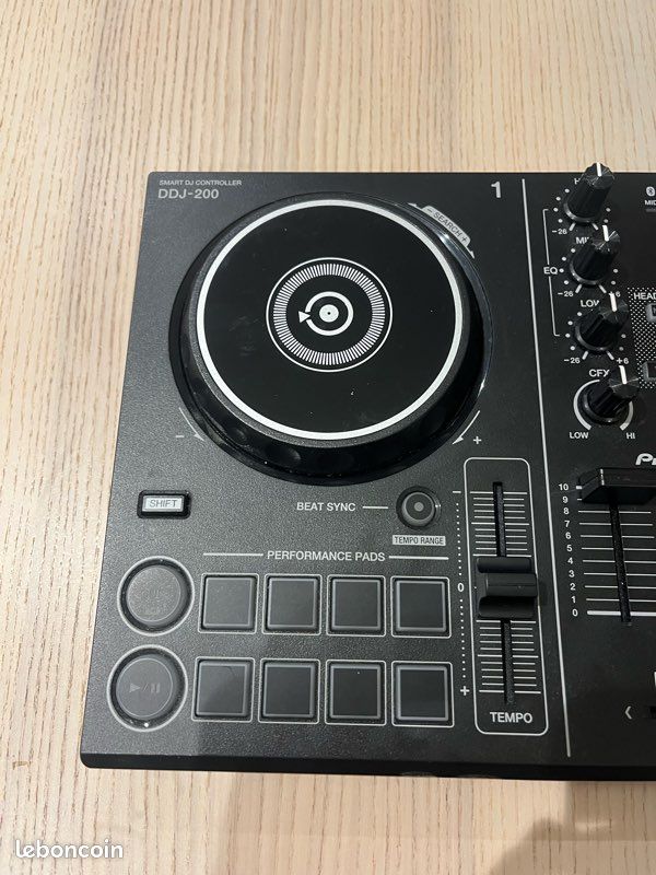 Pioneer DDJ-200 (image 2)