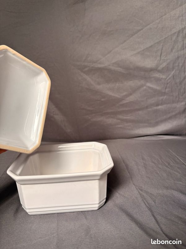Beurrier En Céramique Vintage Ou Petite Terrine Fois Gras Ou