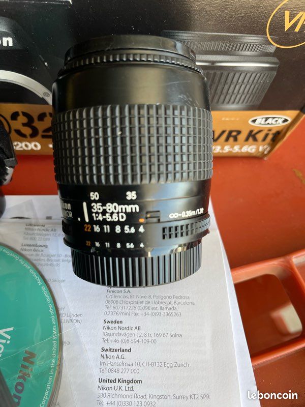Appareil photos Nikon D3200 avec 2 objectifs (image 2)