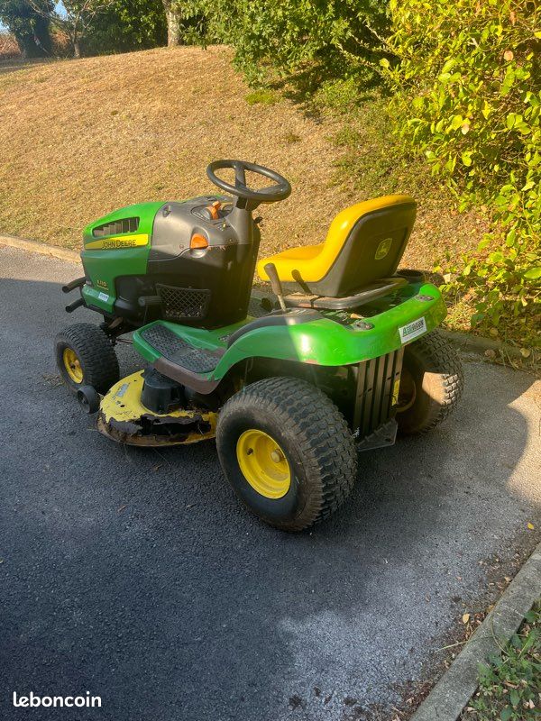 John Deer X110 (image 1)