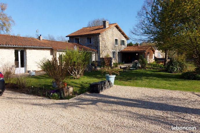 Longère 5 pièces 180 m²