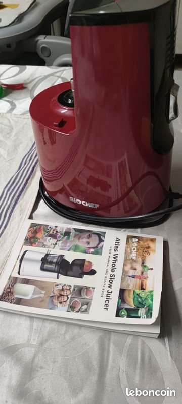 Extracteur de Jus BioChef Atlas Whole Slow Juicer rouge (image 3)