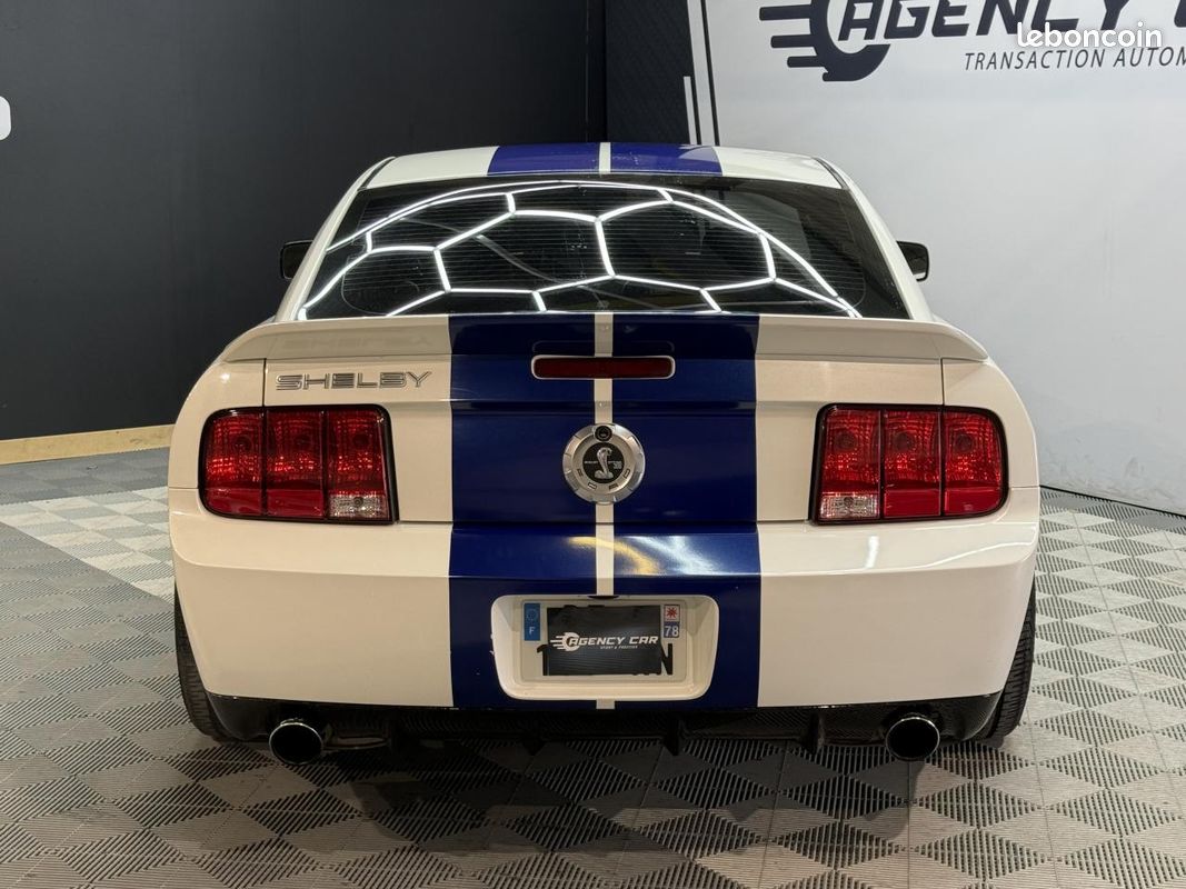 FORD MUSTANG Shelby 500 GT - V8 5.4 - Sièges électriques (image 35)