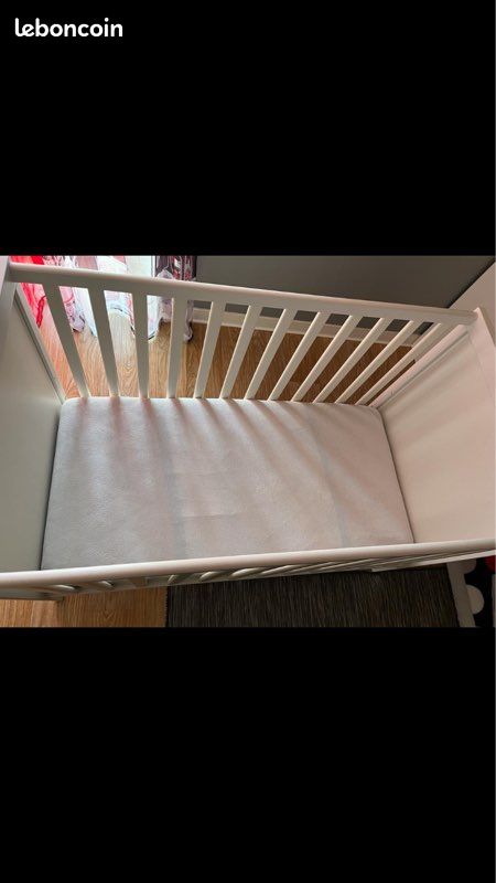 Lit bébé + matelas (image 1)