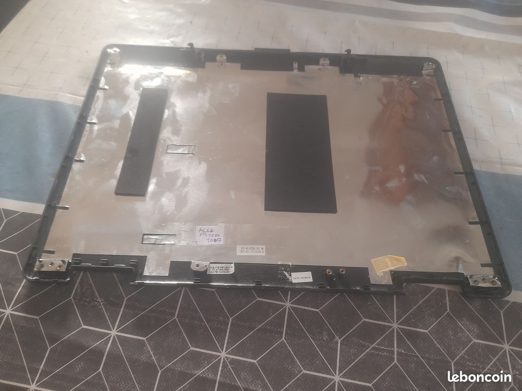 Cache Arrière Original Pulled (PIEC) Apple iPad Air 4 A2072/A2324/A2325 Cache Arrière Original Pulled (PIEC) Apple iPad Air 4 A2072/A2324/A2325