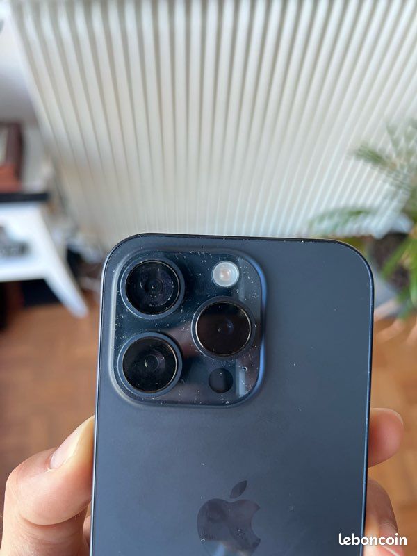 IPhone 15 pro 256go (image 3)