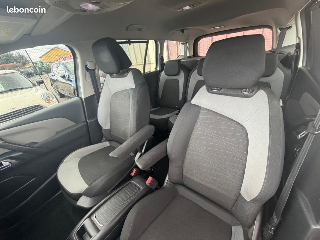 Citroen grand c4 picasso exclusive boite automatique 1.6 hdi 115cv - 8v turbo 2014 (image 23)