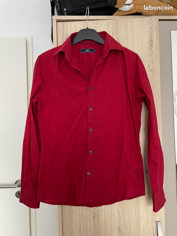 Lot de chemises + pantalon costume (image 2)