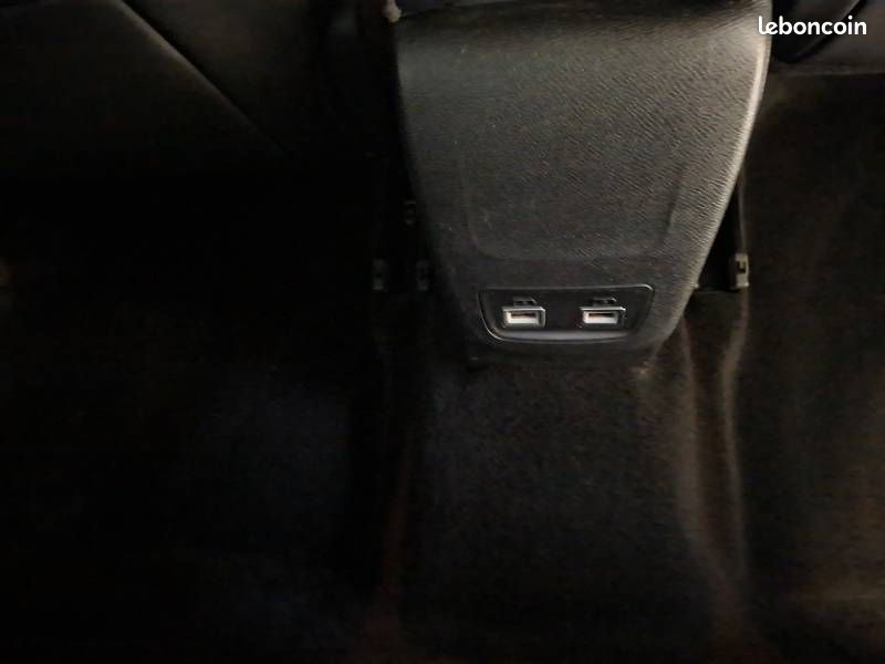Peugeot 208 PureTech 100 S&S BVM6 Allure (image 17)