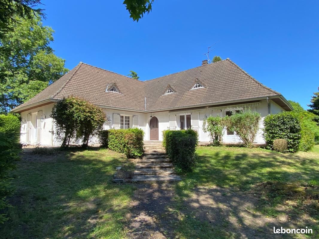 Maison 5 pièces 166 m² · à Couzeix · 166 m² · 276 000 €