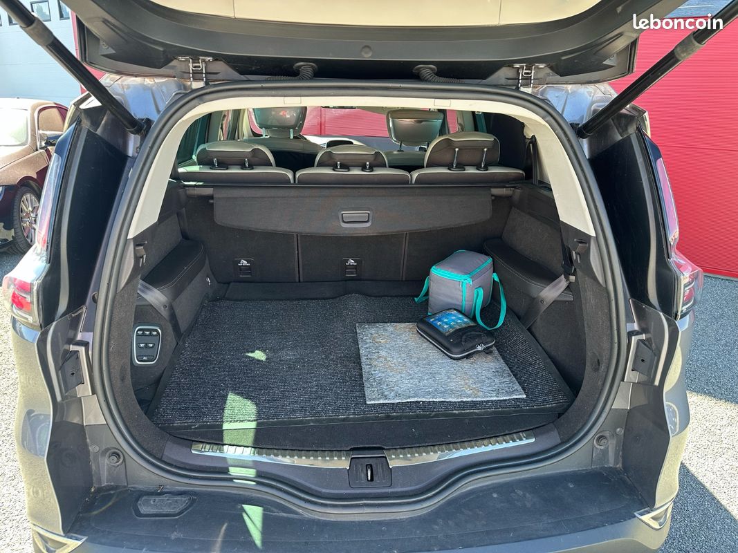 Renault ESPACE V 1.6 BLUE DCI 160 CH INITIALE PARIS - GARANTIE 12 MOIS (image 12)