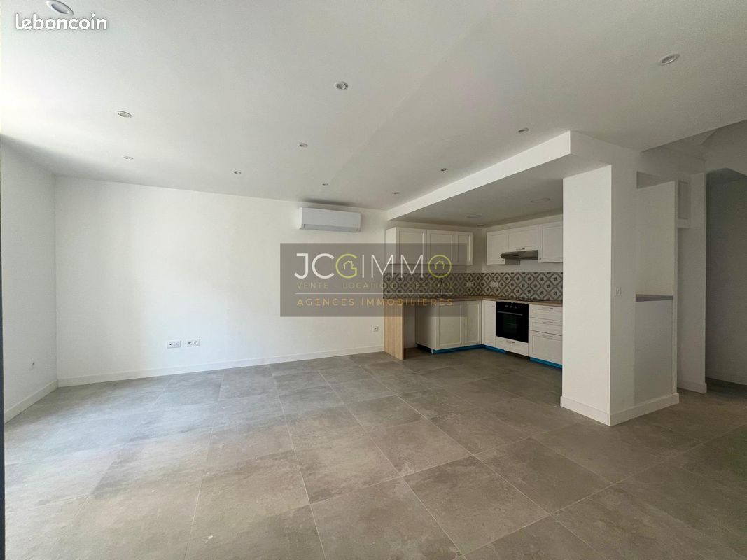 Maison 4 pièces 75 m² · à Puget-Ville · 75 m² · 1 110 €/mois
