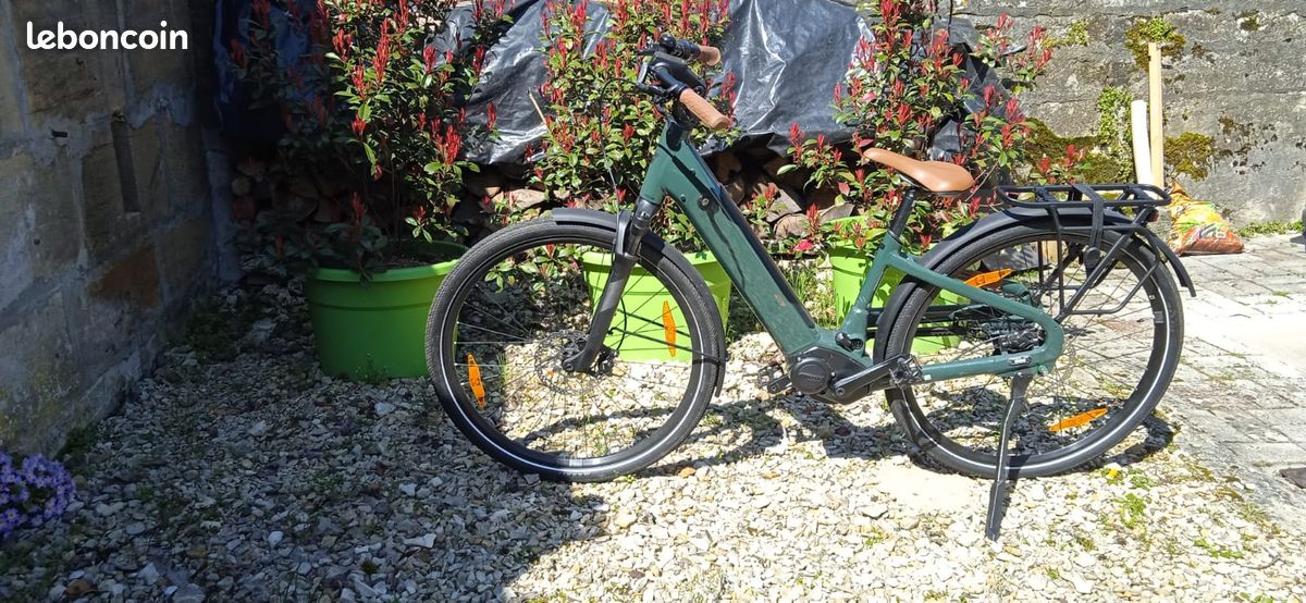 A saisir : vélo électrique GIANT (image 1)