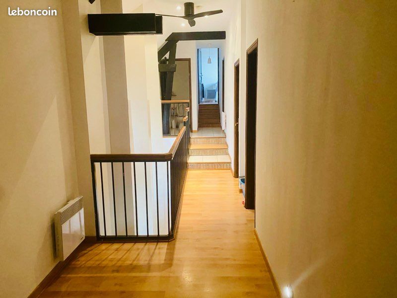 Appartement 6 pièces 130 m² · à Roeux · 130 m² · 750 €