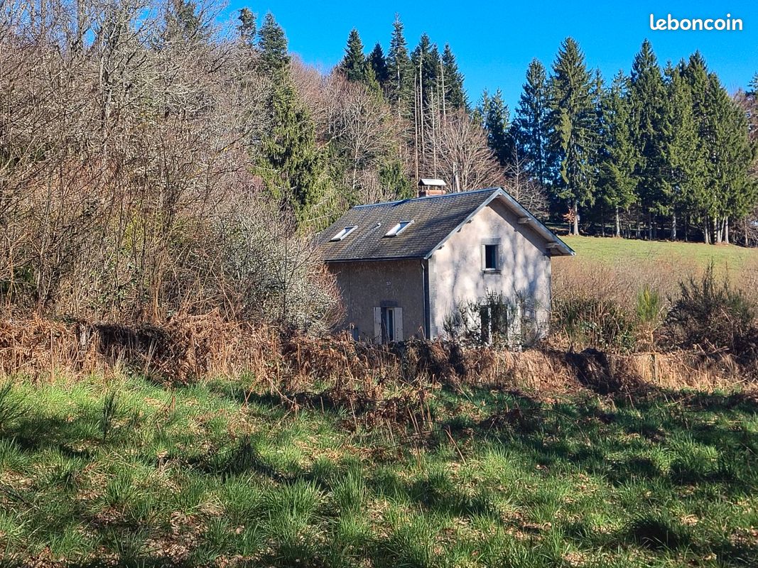 Maison 3 pièces 70 m² · à Eygurande · 70 m² · 80 000 €