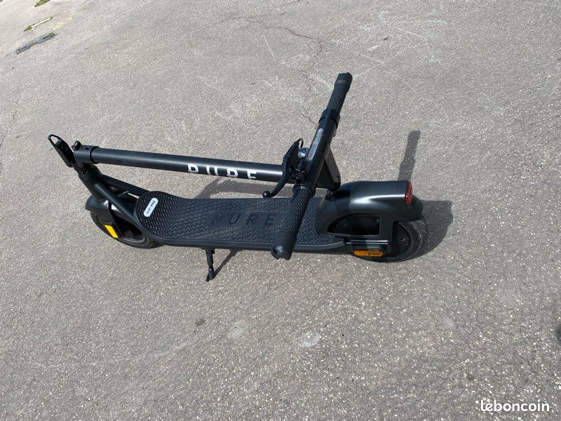 À SAISIR – Trottinette électrique Pure Air³ Pro 710W Noir – Comme Neuve (image 9)