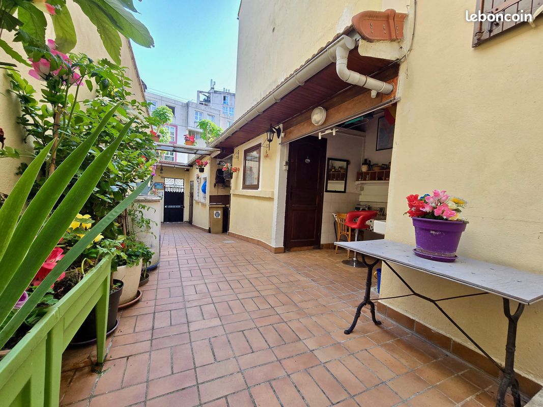 Maison 5 pièces 128 m² · à Montreuil · 128 m² · 795 000 €