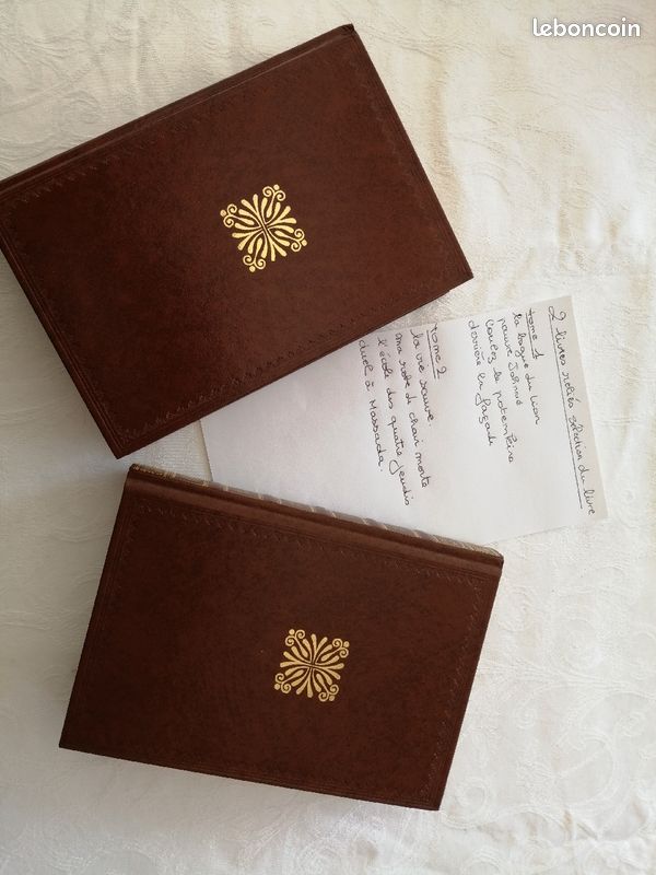 2 livres reliés, sélection du livre (image 2)