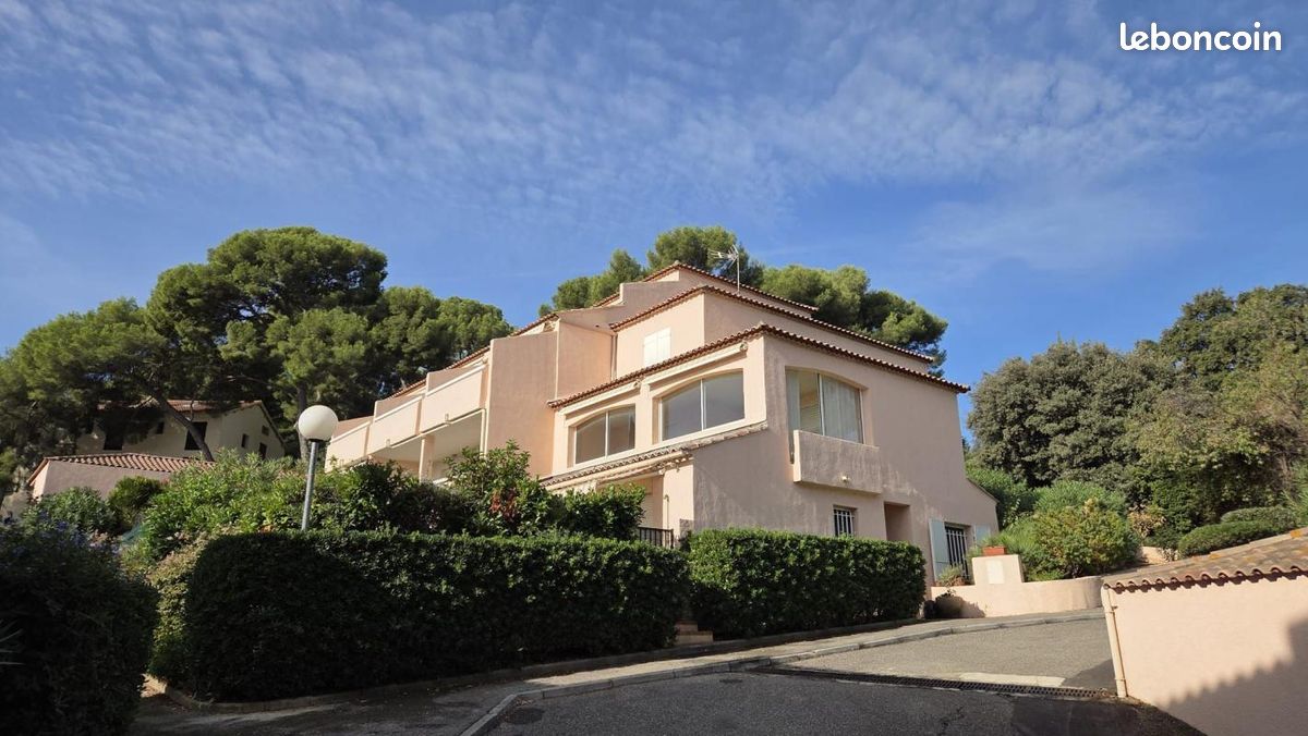Appartement 4 pièces 72 m² · à Sanary-sur-Mer · 72 m² · 580 000 €
