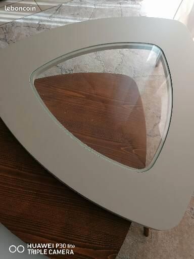 Table basse scandinave (image 1)