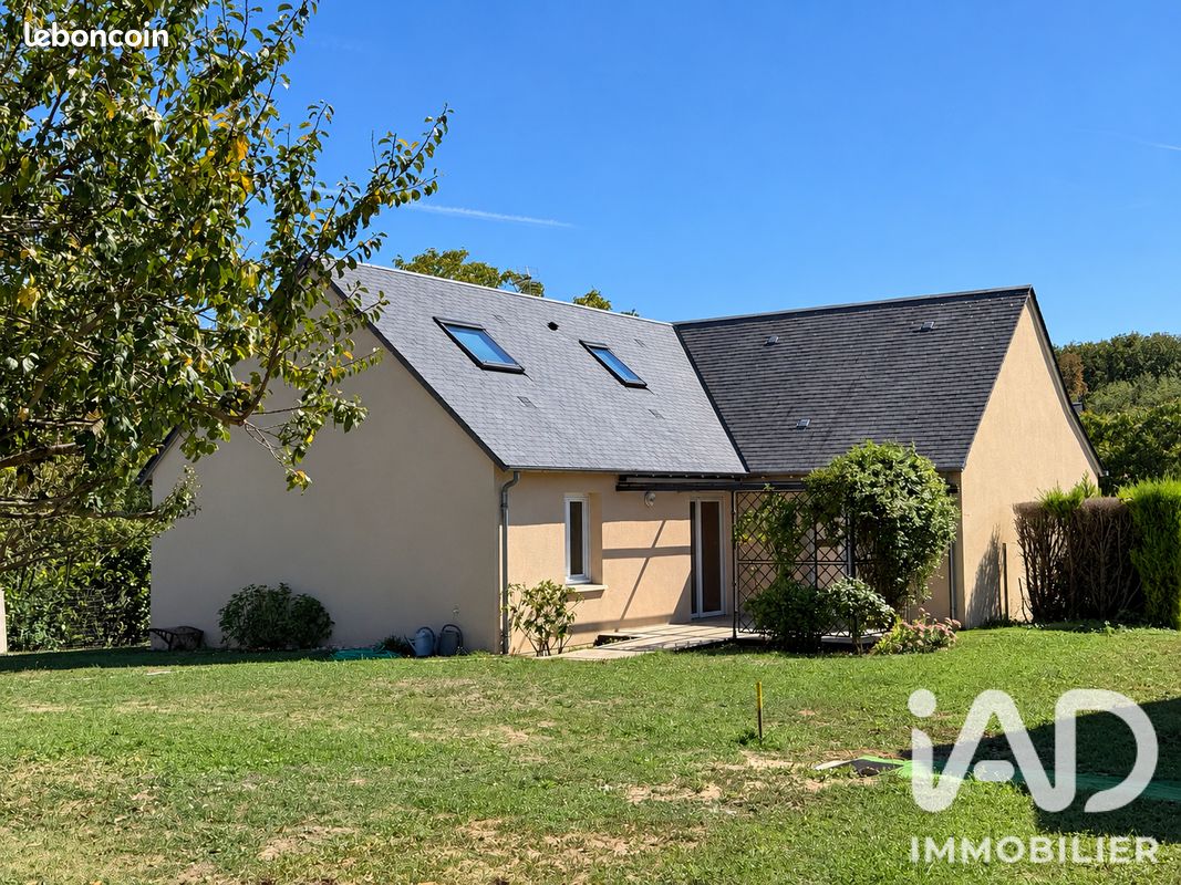 Maison 7 pièces 140 m² · à Parçay-Meslay · 140 m² · 385 000 €
