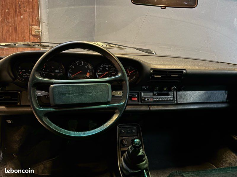 Porsche 911 Carrera 3.2 Cabriolet – 1986 – Entièrement d'origine - Peinture d’origine - Matching Numbers - (image 7)