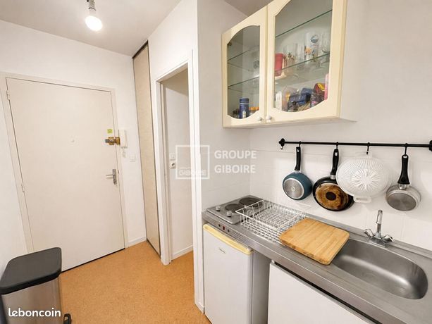 Appartement 1 pièce 28 m² — 2