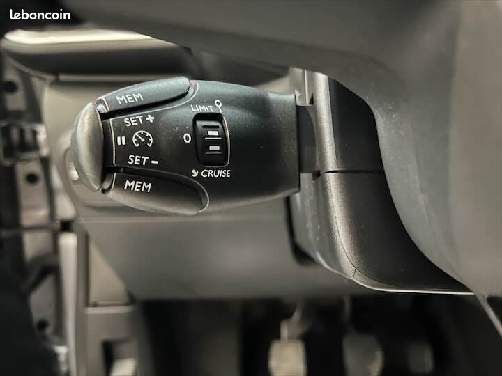 Citroën C3 1.2 83 CH S&S SHINE PACK (image 31)