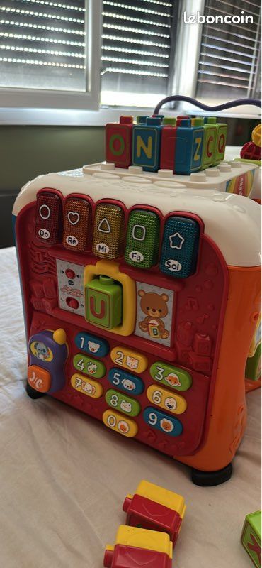 Maxi Cube d’activités VTech (image 4)