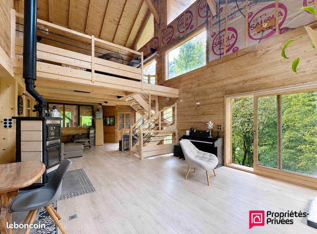 Maison 10 pièces 293 m² · à Queige · 293 m² · 780 000 €