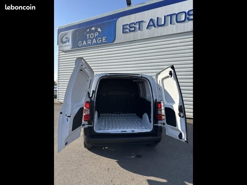 Citroen Berlingo Van M Diesel 130ch automatique Pack Connect (image 29)