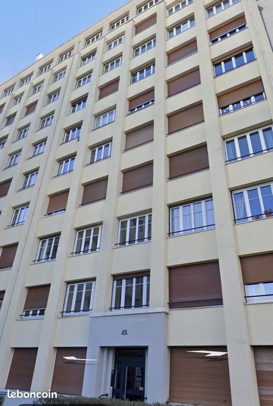Appartement 4 pièces 75 m² · à Saint-Étienne · 75 m² · 99 000 €