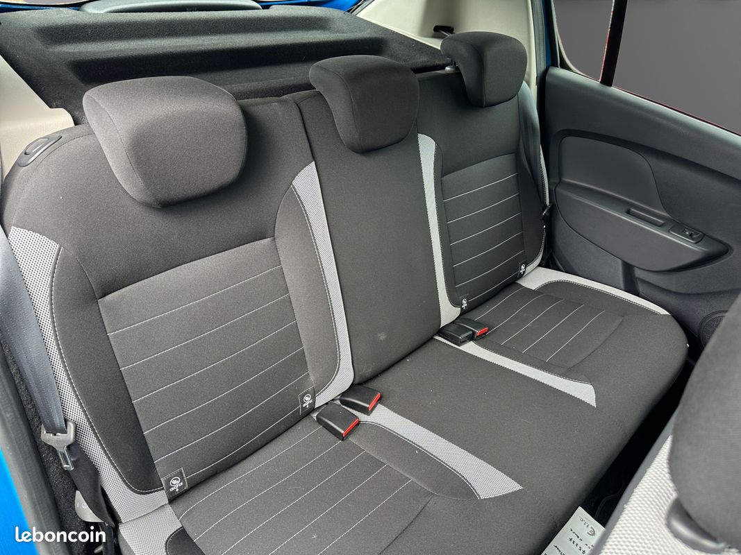 DACIA SANDERO STEPWAY 1.5 DCI 95 BLUE Garantie 12 mois (image 11)