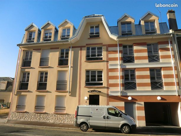 Parking/box JOINVILLE LE PONT