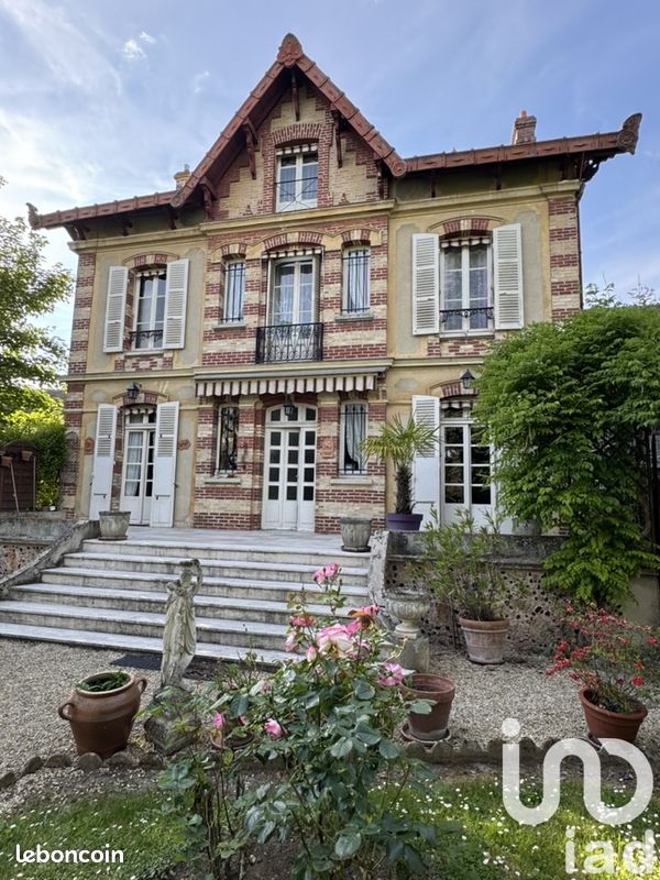 Maison 10 pièces 192 m² · à Châtenay-sur-Seine · 192 m² · 334 500 €
