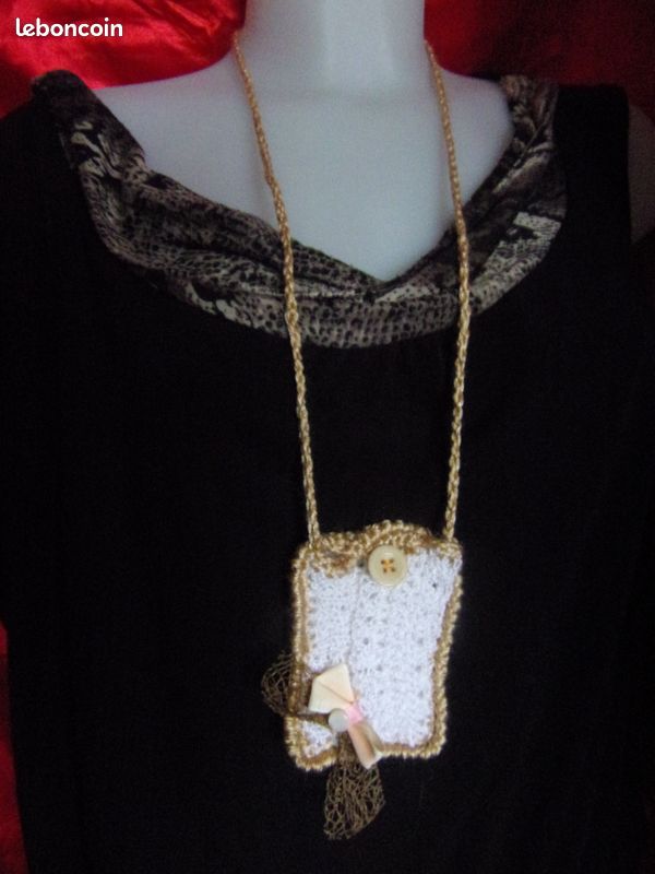 Collier petit sac fétiche (image 1)