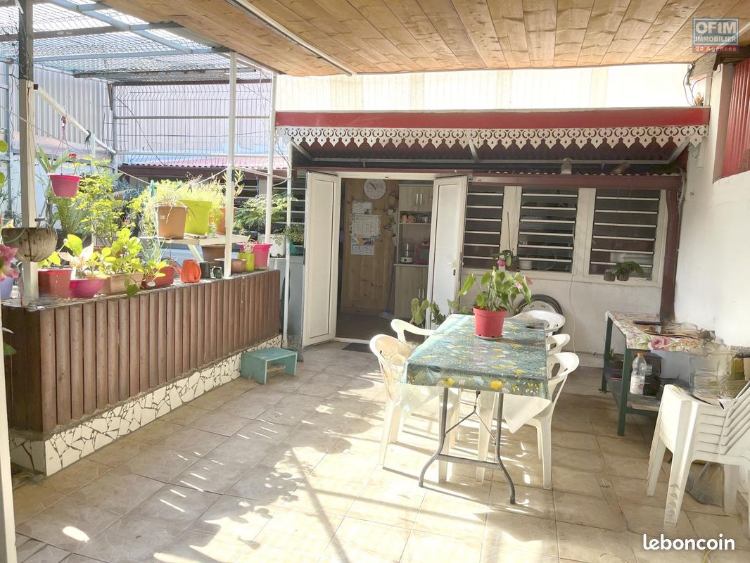 Maison 4 pièces 100 m² · au Port · 100 m² · 180 000 €