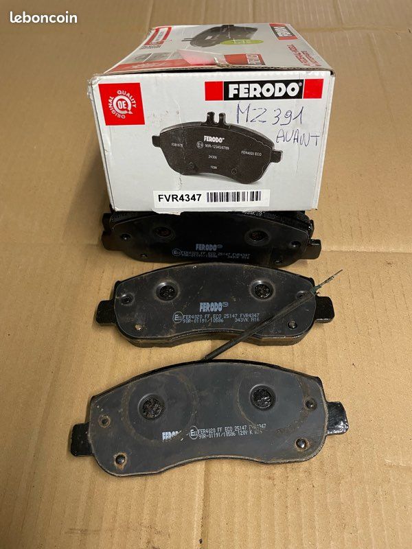 Jeu De 4 Plaquettes De Frein Avant Ferodo FVR1771 – Peugeot Expert + Vis/Clips Inclus