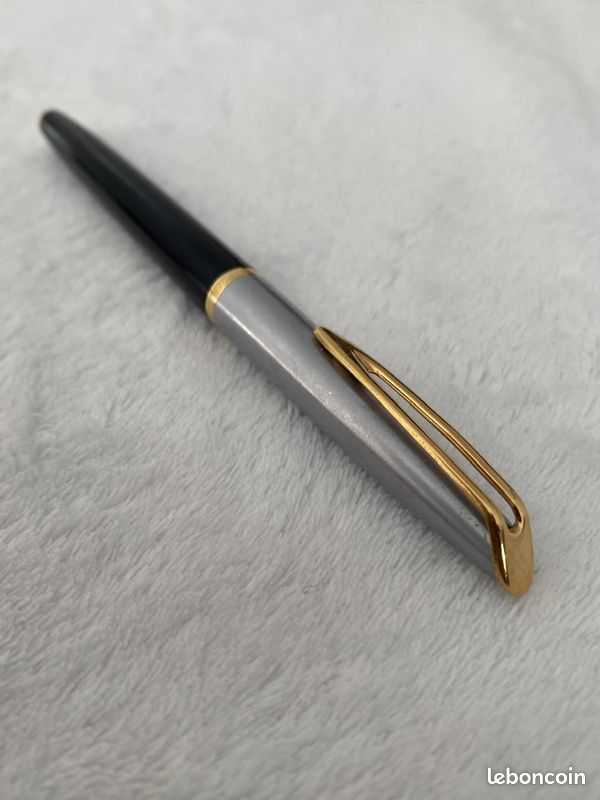 Stylo Plume Waterman C/F 33T – Plume Or 18k, Corps Acier Moiré, Occasion Avec écrin
