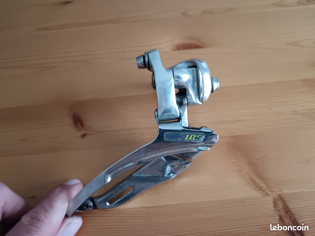 Dérailleur Avant Vintage Shimano 105 FD-A105 - Pièce Vélo De Collection