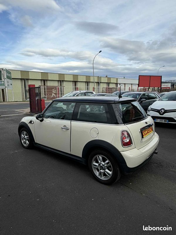 MINI R56 1.6L i 122 CV (image 5)