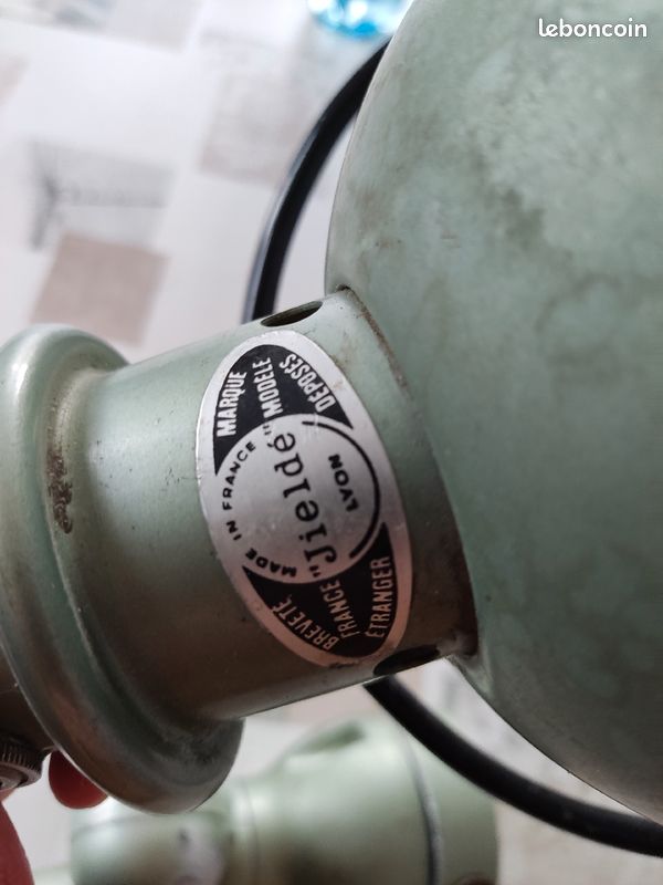 Lampe d'atelier jielde (image 2)