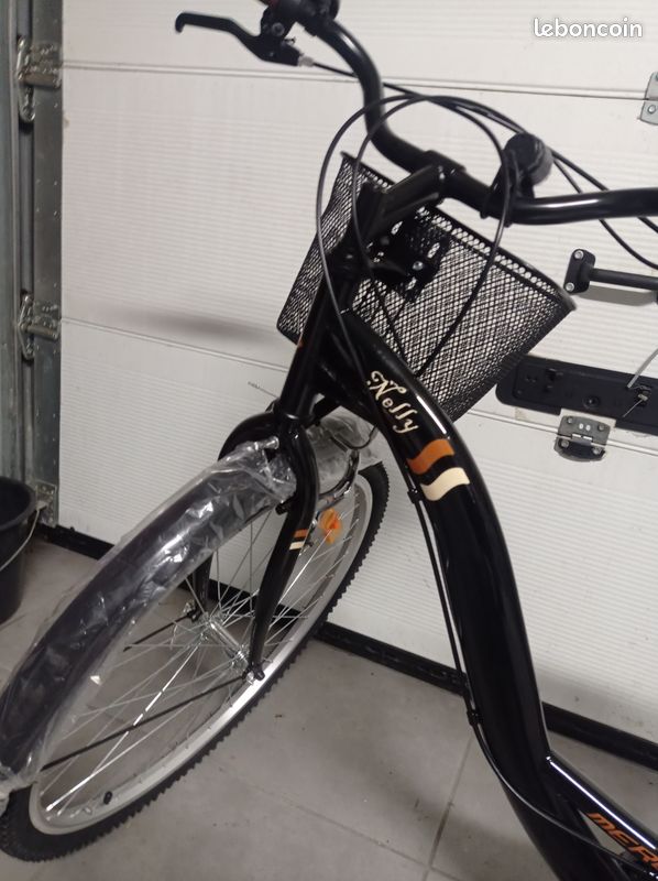 Vélo De Ville Fisiclass Mixte Femme 28 Pouces 9 Vitesses - Acier CrMo - NEUF Taille 48cm